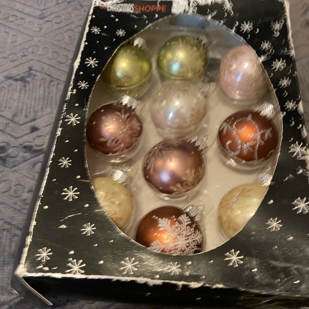 Holiday Ornament Set - Multicolor
